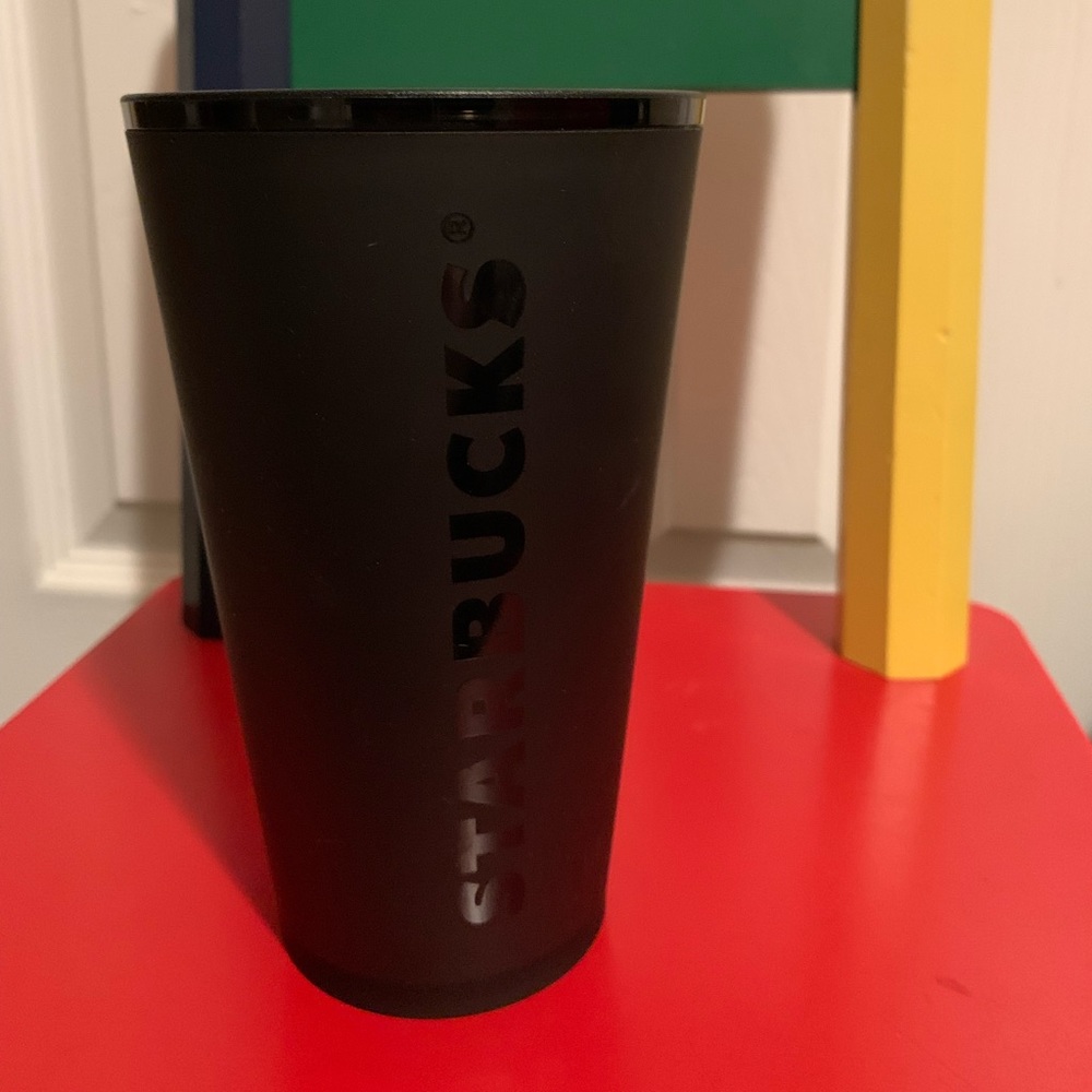 16oz Starbucks black logo cup